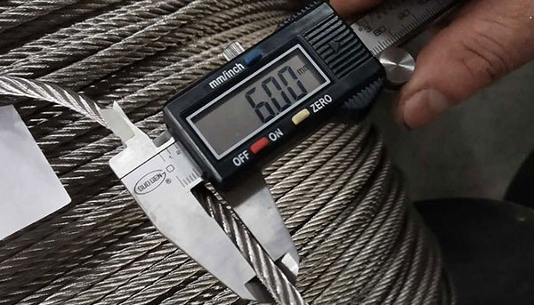 鋼卷吊帶平時(shí)如何維護(hù)？How to maintain the steel coil sling?